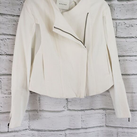 Blank NYC Mesh Detail Crepe Jacket in Windy City - Picture 4 of 8